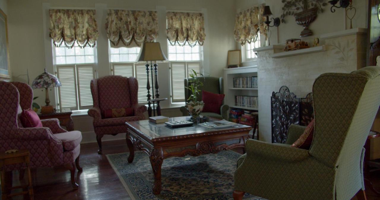 Granbury Gardens Bed And Breakfast 外观 照片