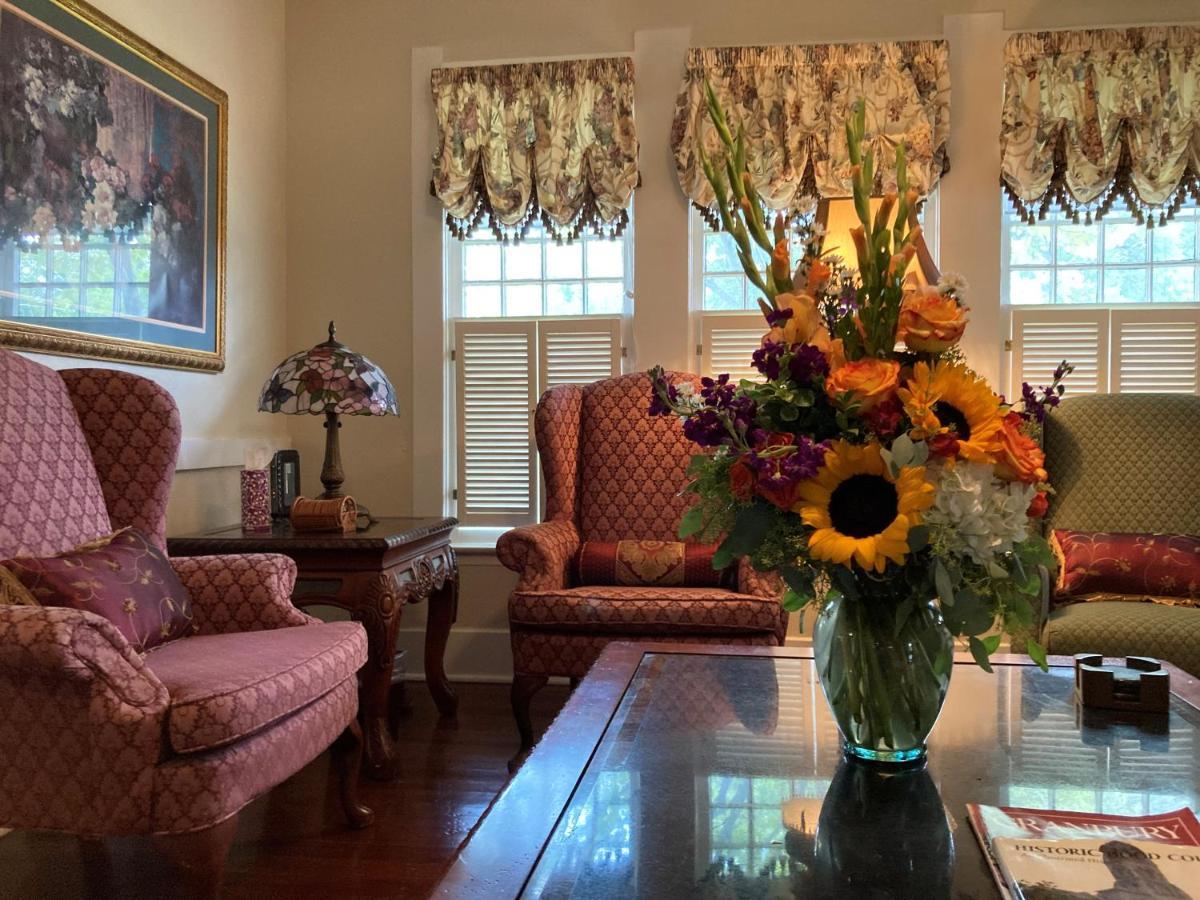 Granbury Gardens Bed And Breakfast 外观 照片