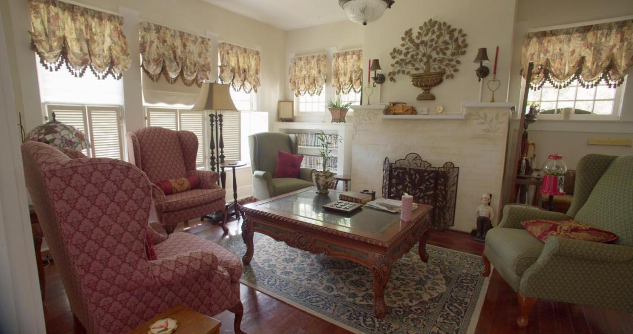 Granbury Gardens Bed And Breakfast 外观 照片