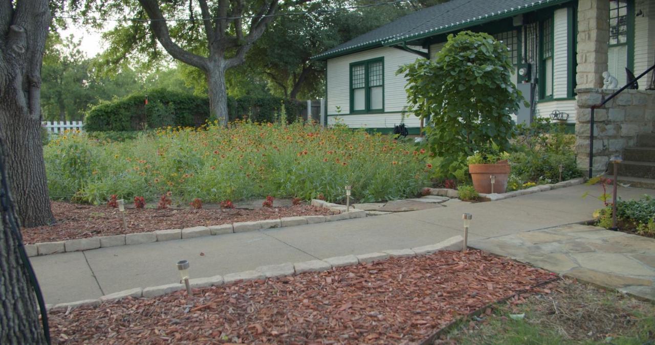 Granbury Gardens Bed And Breakfast 外观 照片